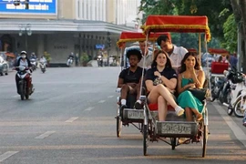 Du lịch Hà Nội thu hút gần 17 triệu lượt khách du lịch trong 8 tháng