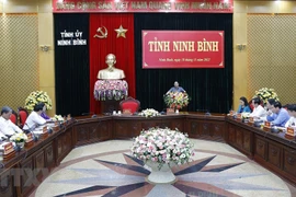 Chiều 18/11, tại Ninh Bình, Thủ tướng Phạm Minh Chính làm việc với Ban Thường vụ Tỉnh ủy và các cán bộ chủ chốt Ninh Bình về tình hình phát triển kinh tế-xã hội. (Ảnh: Dương Giang/TTXVN) 