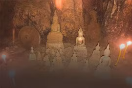 Các tượng Phật được tìm thấy bên trong một hang động ở làng Nadee, huyện Viengthong, tỉnh Borikhamxay. (Nguồn: The Star)