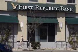 Một chi nhánh ngân hàng First Republic Bank ở Millbrae, California, Mỹ, ngày 13/3/2023. (Ảnh: THX/TTXVN)