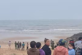 Khu vực nhóm học sinh bị đuối nước ở vùng biển xã Nghi Thiết, huyện Nghi Lộc, Nghệ An. (Nguồn: Báo Tuổi trẻ)