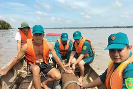 Trà Vinh: Xử lý an toàn quả bom nặng gần 340kg tìm thấy dưới đáy sông