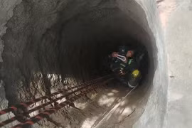 Thương tâm bé trai 8 tuổi rơi xuống giếng, ông ngoại không cứu kịp