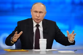Tổng thống Nga Vladimir Putin trong cuộc họp báo cuối năm tại Moskva, ngày 14/12/2023. (Ảnh: AFP/TTXVN)