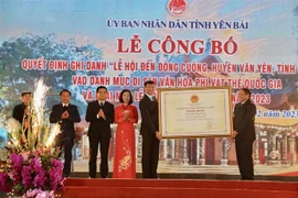 Đền Đông Cuông là điểm nhấn tâm linh tín ngưỡng của đông đảo nhân dân và du khách thập phương trong hành trình du lịch văn hóa tâm linh, nhớ về nguồn cội. (Ảnh: TTXVN phát)