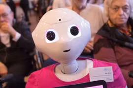Thiếu lao động, các doanh nghiệp Đức sử dụng robot thay thế