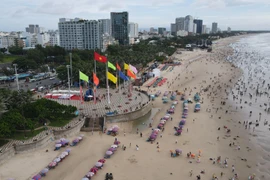 Những điểm nhấn khiến khách du lịch đổ về Bà Rịa-Vũng Tàu và Bạc Liêu