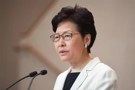 Trưởng Đặc khu hành chính Hong Kong Lâm Trịnh Nguyệt Nga phát biểu tại cuộc họp báo ở Hong Kong, Trung Quốc. (Ảnh: THX/TTXVN)