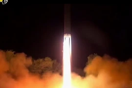Một vụ thử tên lửa đạn đạo liên lục địa của Triều Tiên. (Nguồn: Yonhap/TTXVN)