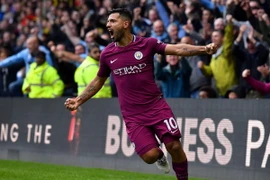 Sergio Agüero ăn mừng sau bàn thắng ghi được trong trận gặp Watford. (Nguồn: AFP/Getty Images)