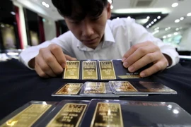 Tại sàn giao dịch vàng Hàn Quốc ở Seoul. (Nguồn: YONHAP/TTXVN)