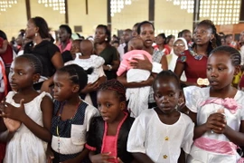 Kenya đình chỉ nhiều quan chức cảnh sát sau vụ tấn công ở Garissa