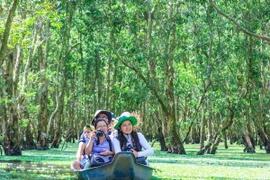 [Photo] Rừng tràm Trà Sư thu hút khách du lịch nhờ vẻ hoang sơ