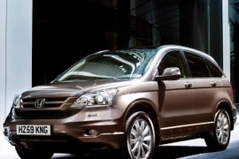 Hãng Aston Martin dự định sản xuất mẫu crossover SUV ở Mỹ