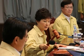 Tổng thống Hàn Quốc kêu gọi quân đội duy trì tình trạng sẵn sàng chiến đấu. (Nguồn: Yonhap/TTXVN)