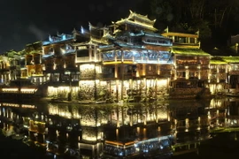 [Photo] "Đắm mình" trước cảnh sắc hoa lệ của miền NamTrung Quốc