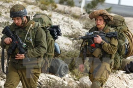  Israel tăng cường lực lượng an ninh sau vụ không kích ở Syria