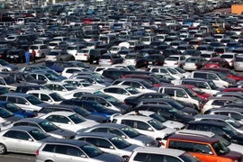 Doanh số xe của Mỹ thấp hơn kỳ vọng vì thời tiết khắc nghiệt
