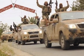 Các tay súng IS. (Nguồn: AFP/TTXVN) 