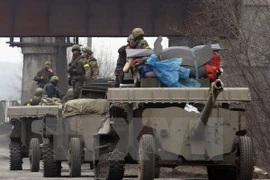 [Video] Ukraine: Lực lượng đối lập hoàn tất rút vũ khí hạng nặng