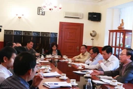 Tọa đàm ở trụ sở Đại sứ quán Việt Nam tại Cộng hòa Séc. (Ảnh: Ngọc Mai-Hồng Tâm/Vietnam+)