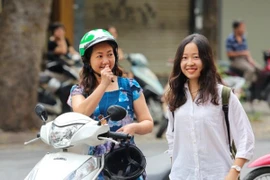 Thí sinh dự thi trung học phổ thông quốc gia. (Ảnh: Lê Minh Sơn/Vietnam+)