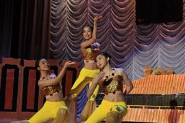 Đêm nghệ thuật của sinh viên Việt ở Anh gây ấn tượng