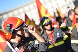 Italy: Người dân thắt chặt chi tiêu trước dịp Giáng sinh