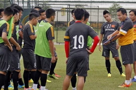 Lùi ngày chốt danh sách U23 Việt Nam dự SEA Games 27