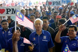 Bầu cử Malaysia: Liên minh BN cầm quyền thắng cử