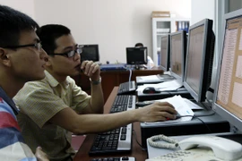 Cổ phiếu thị giá thấp tiếp tục bị xả bán. (Ảnh minh họa. Nguồn: TTXVN)