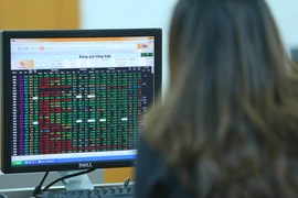 Nhóm blue-chip tạo hậu thuẫn giúp chứng khoán xanh trở lại