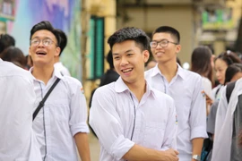 Chiều 24/6, hơn 925.000 thí sinh đã có mặt tại hơn 2.100 điểm thi để làm thủ tục dự kỳ thi Trung học Phổ thông quốc gia 2018. (Ảnh: Minh Sơn/Vietnam+) 