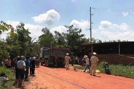 Hiện trường vụ tai nạn. (Ảnh: Phạm Thanh Tân/Vietnam+)