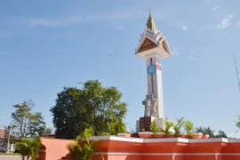 Đài Hữu nghị sau khi được hoàn thành trùng tu, tôn tạo. (Ảnh: Trần Chí Hùng/TTXVN)