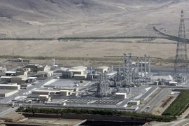 Toàn cảnh lò phản ứng hạt nhân nước nặng Arak tại thành phố Arak, miền trung Iran, cách thủ đô Tehran 190km về phía tây nam ngày 26/8/2006. (Nguồn: Reuters/TTXVN)