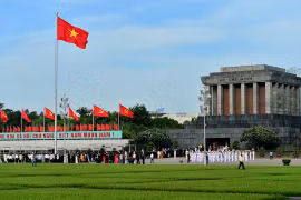 Lăng Chủ tịch Hồ Chí Minh tạm dừng lễ viếng để bảo dưỡng, tu bổ
