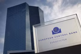 ECB vẫn duy trì chính sách kích thích kinh tế bất chấp lạm phát tăng