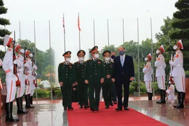 Việt Nam-Vương quốc Anh tăng cường hợp tác quốc phòng 