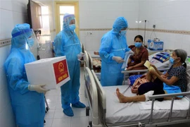 [Video] Bầu cử tại bệnh viện, khu vực nguy cơ lây nhiễm COVID-19 cao