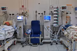 Tunisia ghi nhận số ca tử vong do COVID-19 hàng ngày cao kỷ lục