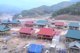 [Video] Thanh Hóa: Sống bên nhà máy thủy điện với ước mơ có điện
