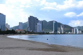 Bãi biển Hòn Chồng, Nha Trang. (Ảnh: Tiên Minh/TTXVN)