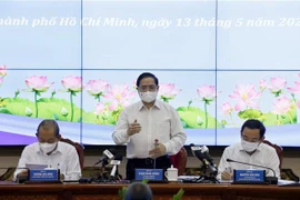 Thủ tướng làm việc với TP.HCM, giải quyết vấn đề trọng tâm, cấp bách