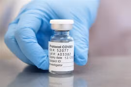 Một loại vắcxin phòng COVID-19. (Ảnh: AFP/TTXVN)