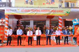 HDBank khai trương chi nhánh tại tỉnh Hậu Giang. (Ảnh: Vietnam+)