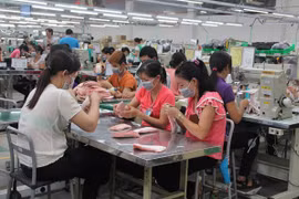 Chỉ số sản xuất công nghiệp tăng nhẹ. (Ảnh: PV/Vietnam+)
