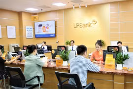 Động lực tăng trưởng tín dụng của LPBank trong 9 tháng chủ yếu đến từ mảng cho vay bán lẻ. (Ảnh: PV/Vietnam+)