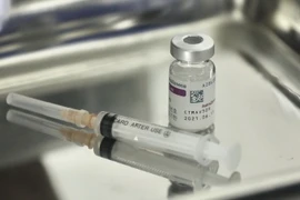 Tiêm vaccine phòng COVID-19. (Ảnh: Minh Quyết/TTXVN)