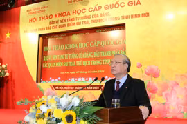 Ông Trần Quốc Vượng, Ủy viên Bộ Chính trị, Thường trực Ban Bí thư phát biểu chỉ đạo Hội thảo. (Ảnh: Doãn Tấn/TTXVN)